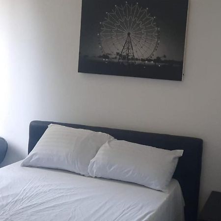 Colocation Rooms 사르셀레스 외부 사진